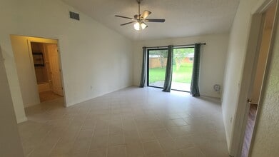 719 Montana Ave in St. Cloud, FL - Building Photo - Building Photo