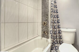 285 Bergen Ave in Jersey City, NJ - Building Photo - Building Photo