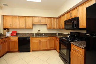 Tall Oaks Apartment Homes in Laurel, MD - Building Photo - Interior Photo