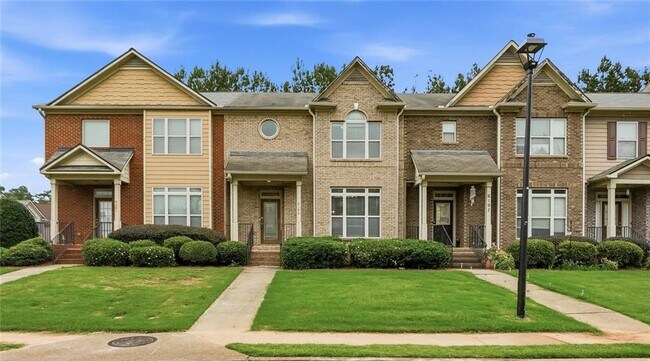 property at 6199 Thorncrest Dr