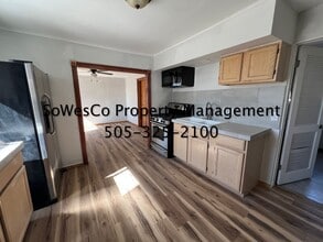 204 E Hopi St in Farmington, NM - Building Photo - Building Photo