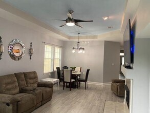 5513 Hampton Woods Way in Tallahassee, FL - Building Photo - Building Photo