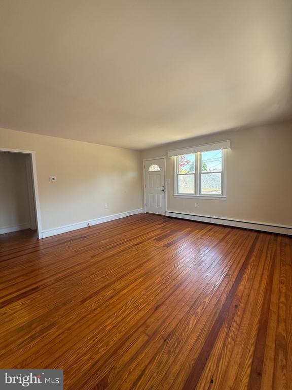 272 Elm Ave in Mantua, NJ - Building Photo - Building Photo