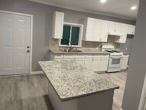 3818 Charles St in Baton Rouge, LA - Building Photo - Building Photo
