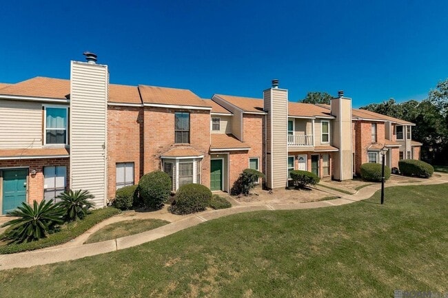 property at 9855 Siegen Ln