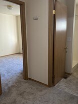 9611 161st St E in Puyallup, WA - Building Photo