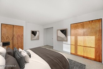 1 Gaston Ave in Raritan, NJ - Building Photo - Building Photo