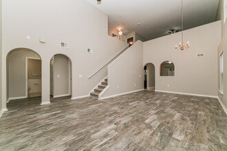 17027 Ongar Ct in Land O Lakes, FL - Building Photo - Building Photo