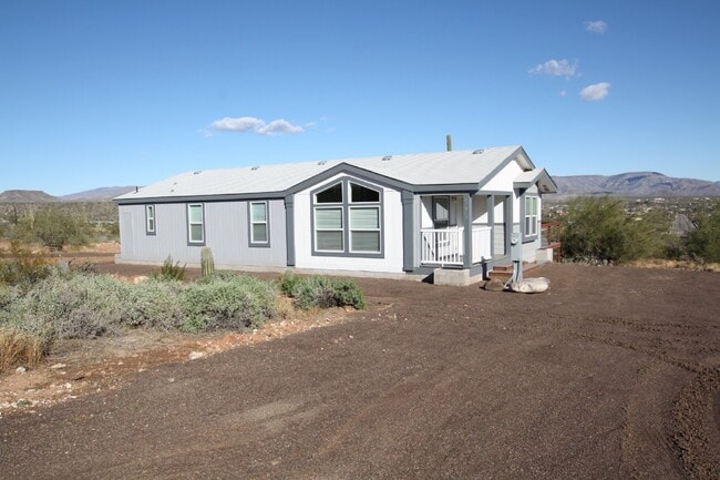 property at 47813 N 40th Ave