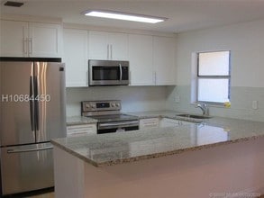 4269 Coral Springs Dr-Unit -5d in Coral Springs, FL - Building Photo - Building Photo