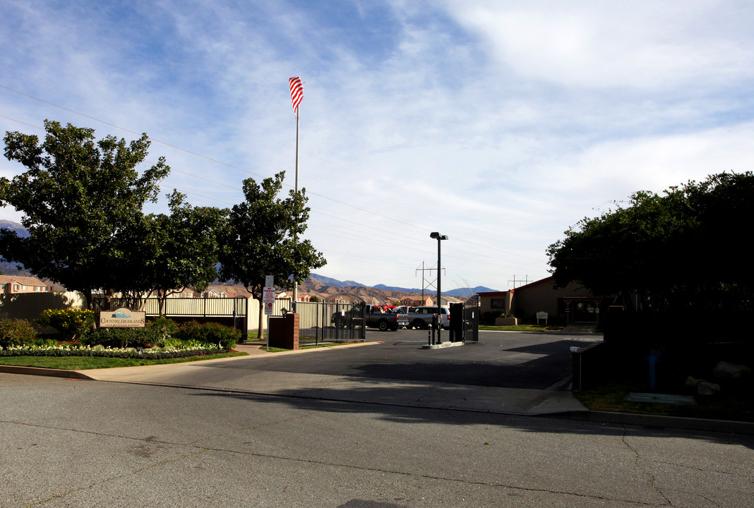 Country Highlands MHC in Beaumont, CA - Building Photo