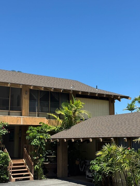 77-6535-6535 Ali‘i Dr in Kailua Kona, HI - Building Photo