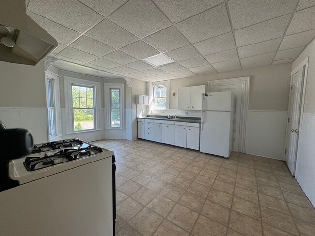 96 Main St in Kingston, MA - Building Photo - Building Photo