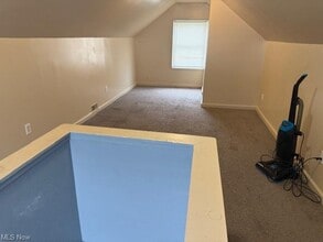 15513 Rockside Rd in Maple Heights, OH - Building Photo - Building Photo