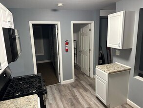 12005 S La Salle St in Chicago, IL - Building Photo - Building Photo