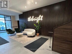741-741 King St W in Kitchener, ON - Building Photo - Building Photo