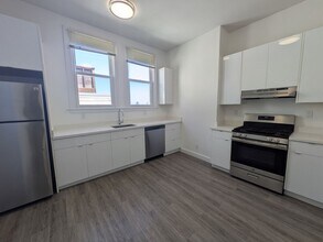 1052-1052 Divisadero St in San Francisco, CA - Building Photo - Building Photo