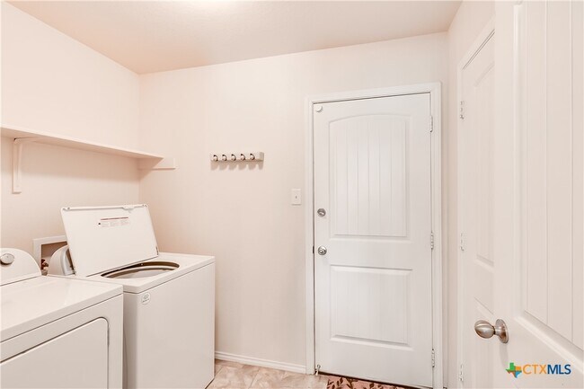 5102 Screaming Eagle Cir in Killeen, TX - Building Photo - Building Photo
