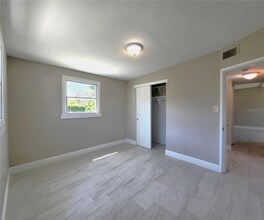 8562 94th Ave in Seminole, FL - Building Photo - Building Photo