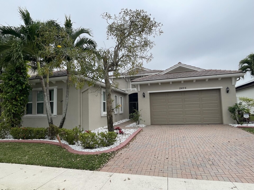 2675 Cooper Way in Wellington, FL - Foto de edificio