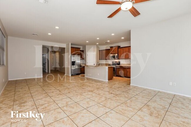 1732 W Desert Spring Way in San Tan Valley, AZ - Building Photo - Building Photo