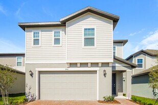 2484 Gold Dust Dr in Minneola, FL - Building Photo