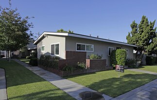 1102-1106 W Broadway in Anaheim, CA - Building Photo