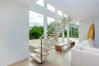 2 Mitchell Dunes Ln in Amagansett, NY - Building Photo - Building Photo