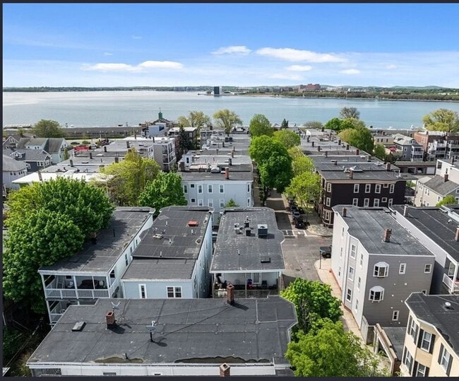 84 Marine Rd in Boston, MA - Building Photo - Building Photo