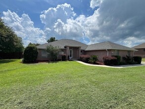 6057 Paige Point Dr in Milton, FL - Building Photo - Building Photo