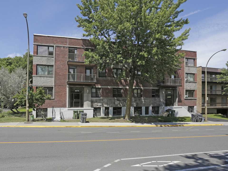 3065 Édouard-Montpetit in Montréal, QC - Building Photo