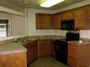 440 Curtis St in Centerton, AR - Building Photo - Building Photo