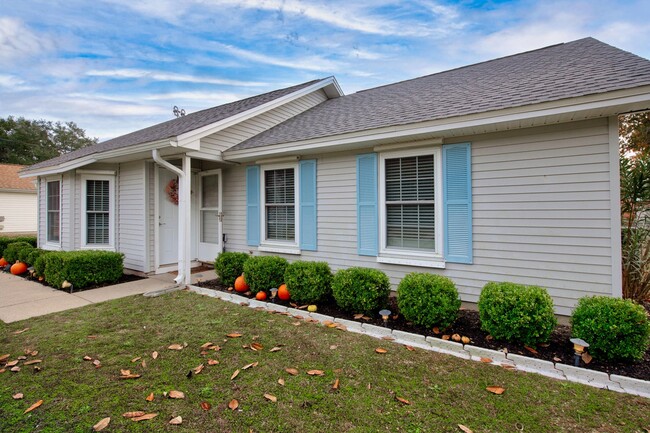 400 Brown Pl in Crestview, FL - Building Photo - Building Photo