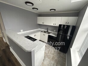 2012 Oregon Ave in St. Louis, MO - Building Photo - Building Photo