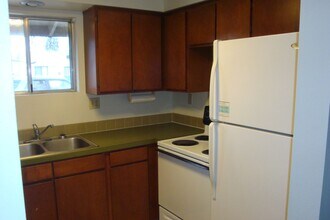 234-244 SW 11th St in Redmond, OR - Building Photo - Building Photo