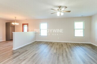 118 Broadmoor Bend in Pittsboro, IN - Foto de edificio - Building Photo