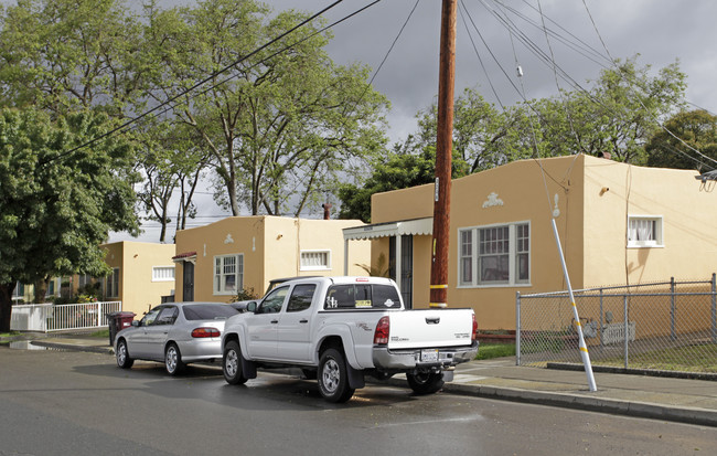 405 B St in Hayward, CA - Building Photo - Building Photo