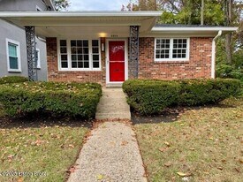 2211 Wrocklage Ave in Louisville, KY - Building Photo