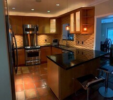 10841 SW 67th Dr in Miami, FL - Building Photo