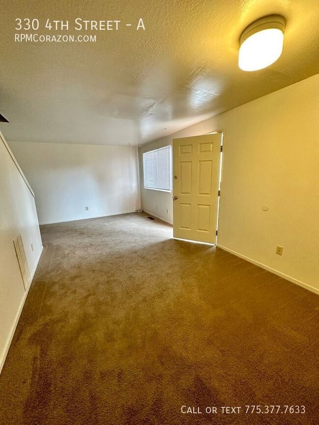 330 4th St in Sparks, NV - Building Photo - Building Photo