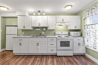 7 Boothby Ave in Sanford, ME - Building Photo - Building Photo