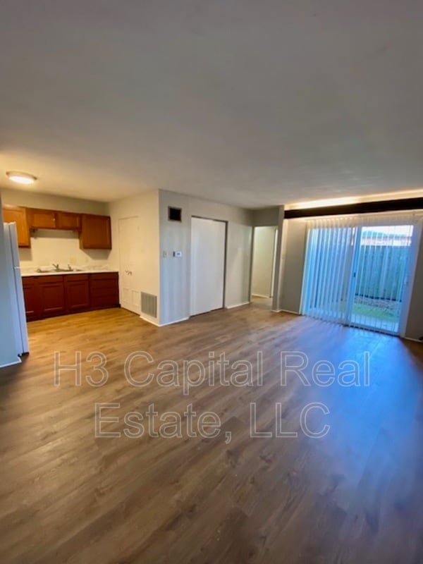 121 St Louis Rd in Collinsville, IL - Building Photo - Building Photo