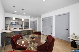 1435 10th St in Fort Lee, NJ - Building Photo - Building Photo