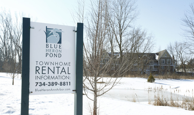 Blue Heron Pond in Ann Arbor, MI - Building Photo - Building Photo