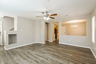 63 Belle Maison Ave in Las Vegas, NV - Building Photo - Building Photo