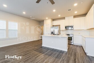 18314 W Centro Cir in Shenandoah, TX - Building Photo - Building Photo