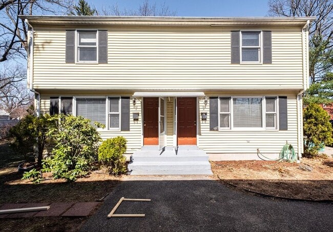 property at 54 Price St