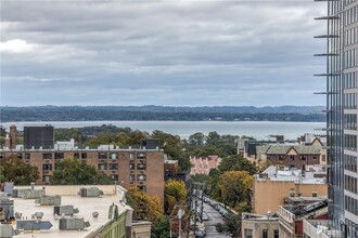 175 Huguenot St in New Rochelle, NY - Foto de edificio - Building Photo