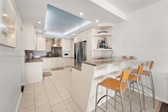 3 Island Ave in Miami Beach, FL - Building Photo - Building Photo