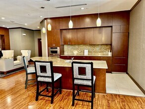 11760 Sunrise Valley Dr in Reston, VA - Building Photo - Building Photo